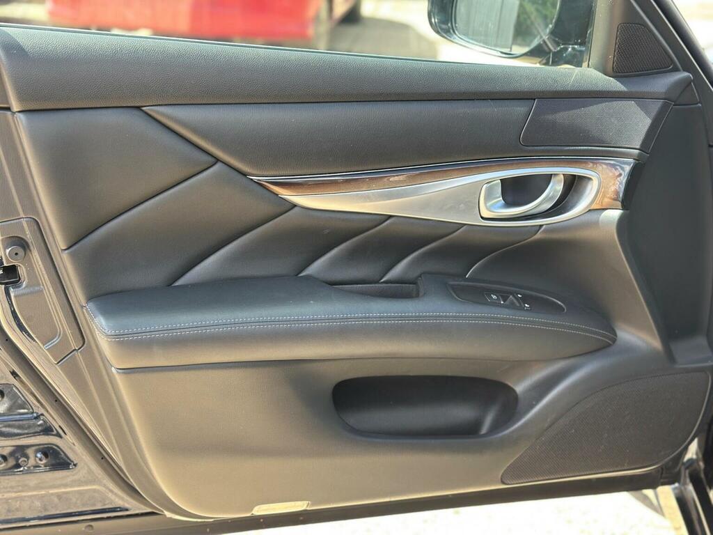 Infiniti Q70 Sport Tech D Grey #48