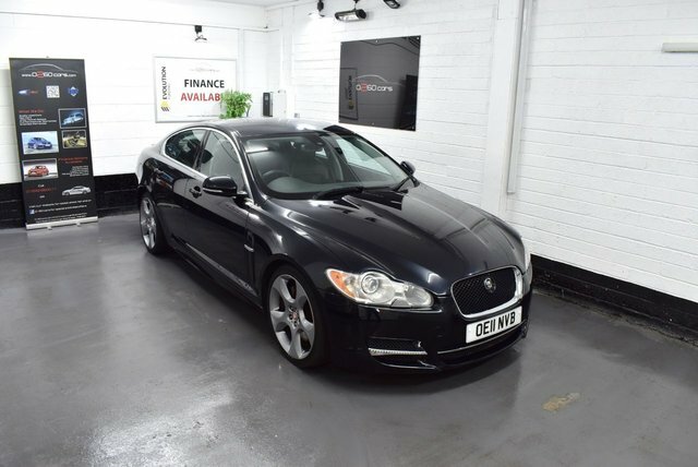 Jaguar XF 2011 3.0D S V6 275 Premium Luxury Saloon Aut Black #3