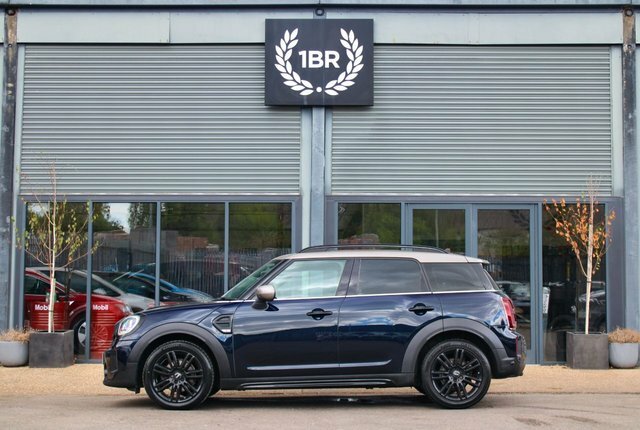 Mini Countryman 1.5 Cooper Exclusive Suv Steptronic Eur YA70ENN Black #4
