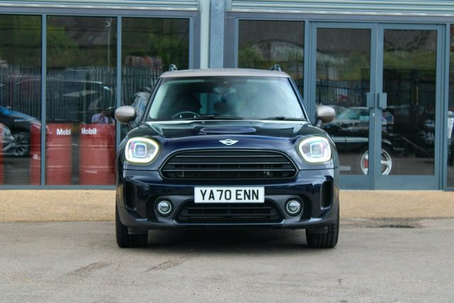 Mini Countryman 1.5 Cooper Exclusive Suv Steptronic Eur YA70ENN Black #5