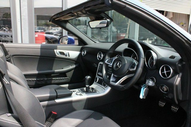 Mercedes-Benz SLC 2.0 Slc200 Amg Line Convertible Blue #5