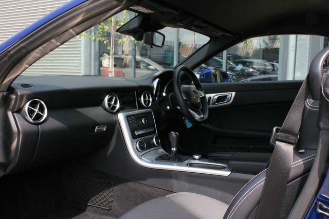 Mercedes-Benz SLC 2.0 Slc 200 Amg Black #7