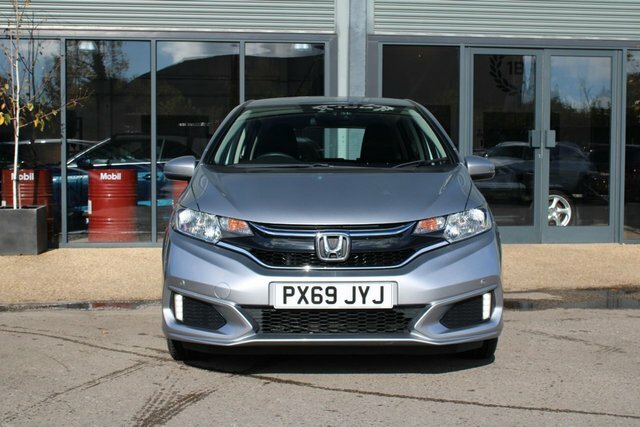 Honda Jazz 1.3 I-vtec Se Navi Hatchback Cvt Euro 6 Silver #3