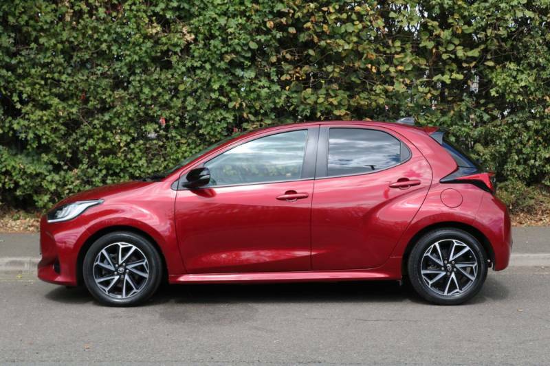 Toyota Yaris 1.5 Hybrid Design Cvt - 2021 21 BG21TZB Red #4