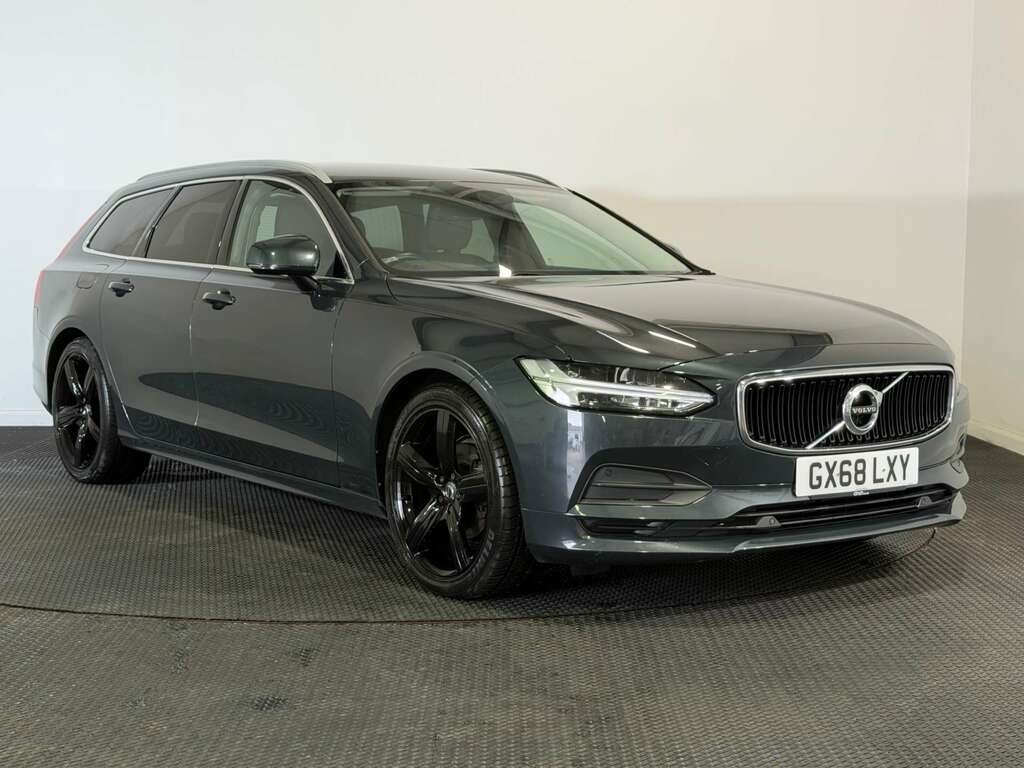 Volvo V90 2.0 D4 Momentum Estate Euro 6 Ss GX68LXY Grey