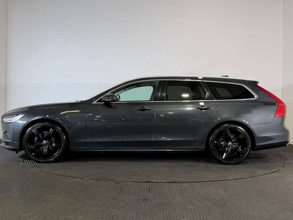 Volvo V90 2.0 D4 Momentum Estate Euro 6 Ss GX68LXY Grey #4