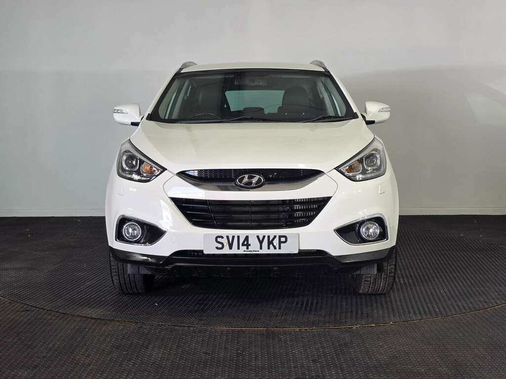 Hyundai Ix35 2.0 Crdi Premium Suv 4Wd Euro 5 1 White #2