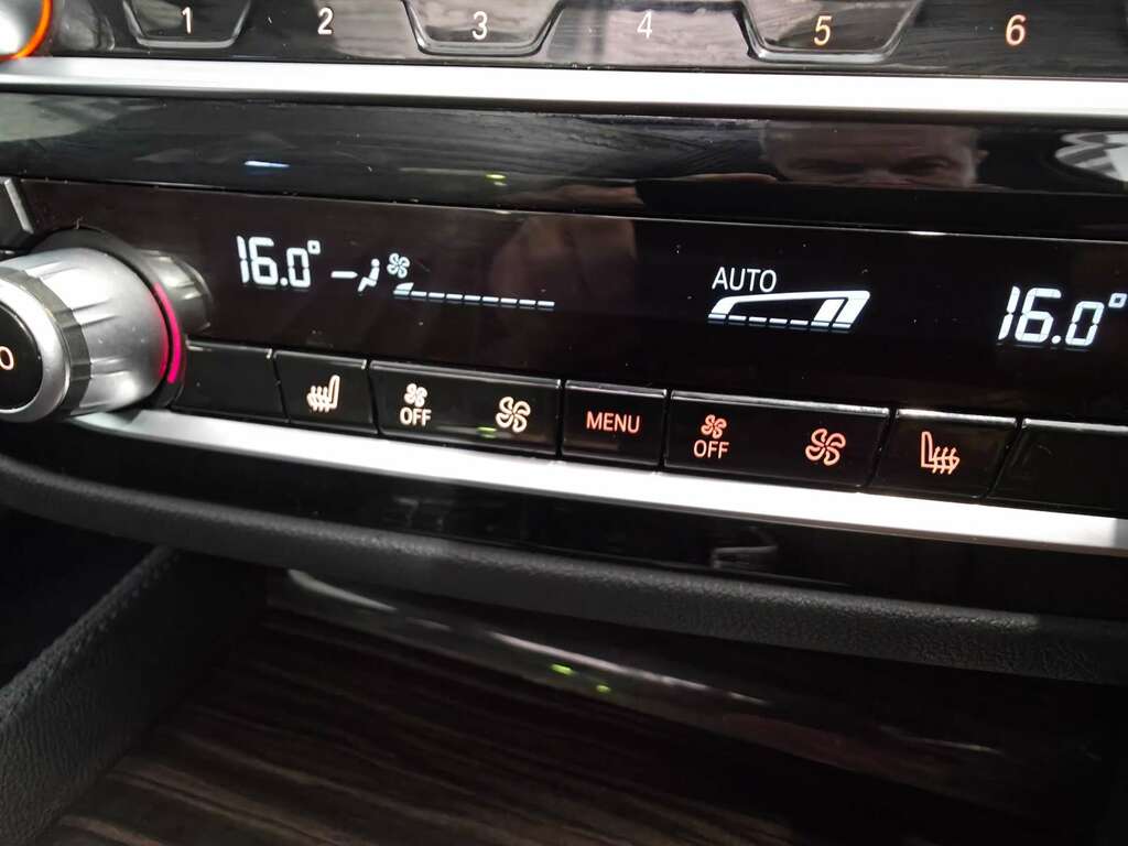 BMW 5 Series 530E M Sport Black #54