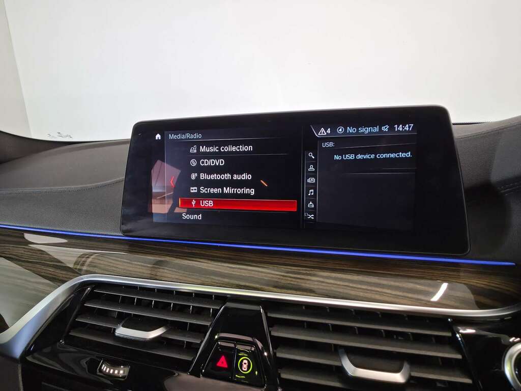 BMW 5 Series 530E M Sport Black #46