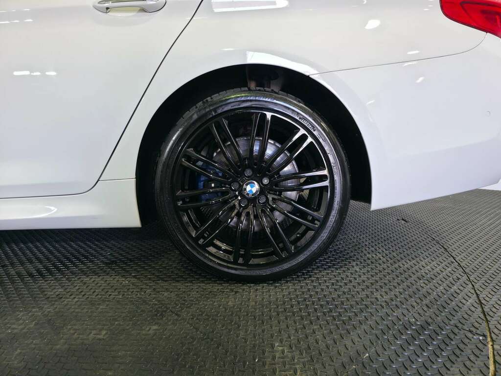BMW 5 Series 530E M Sport Black #81