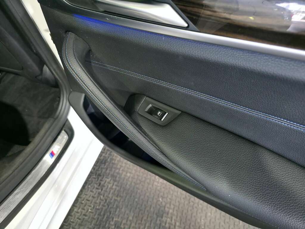 BMW 5 Series 530E M Sport Black #67