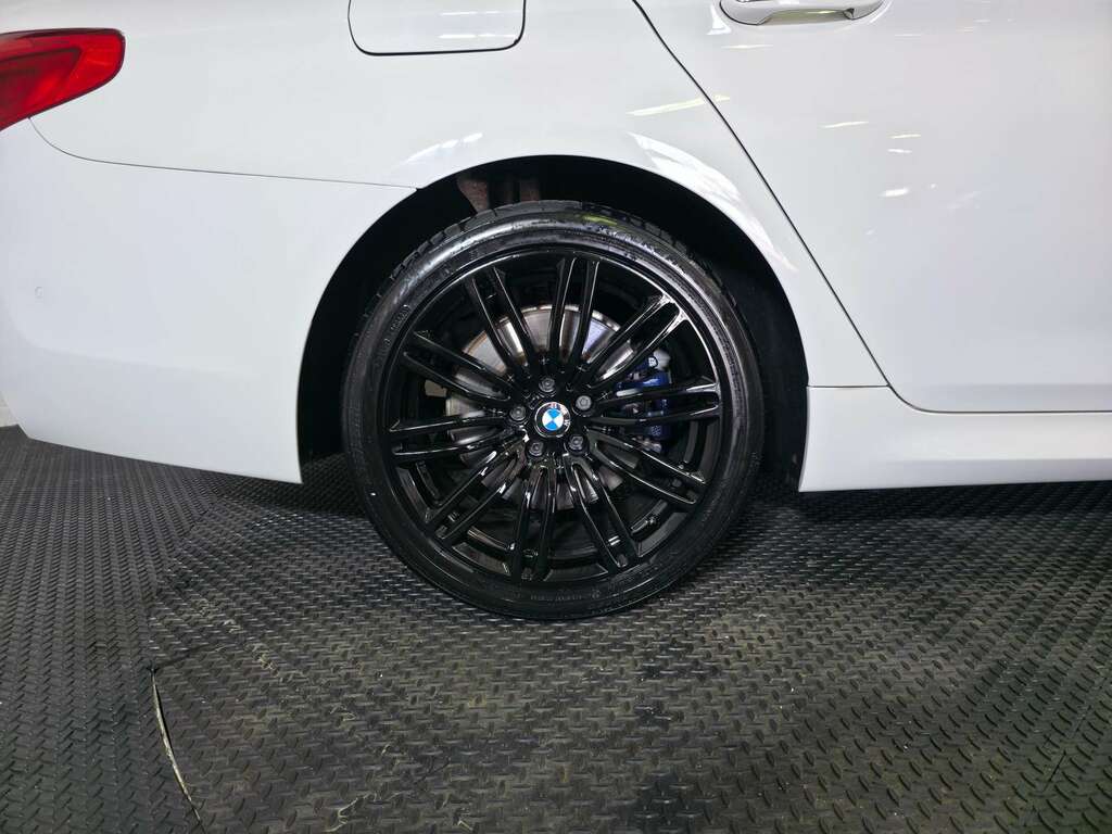 BMW 5 Series 530E M Sport Black #84