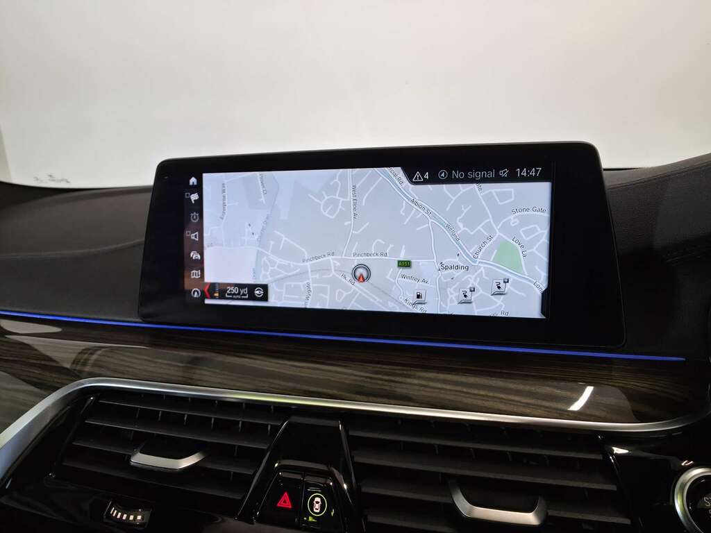 BMW 5 Series 530E M Sport Black #47