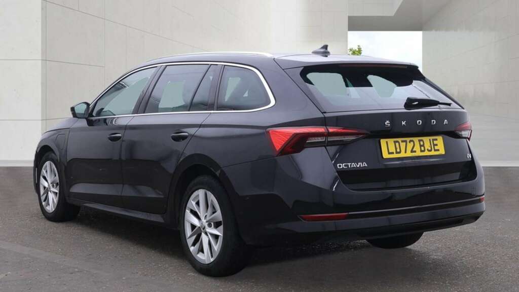 Skoda Octavia 1.4 Tsi Iv 13Kwh Se L Estate Plug-in Hy Black #3