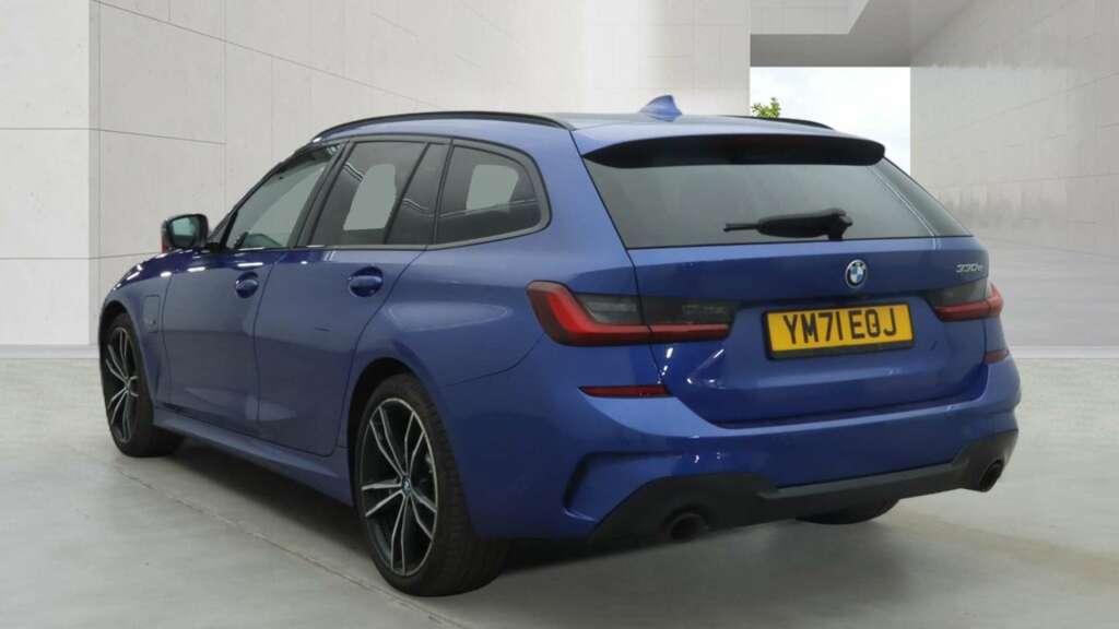 BMW 3 Series 2.0 330E 12Kwh M Sport Touring Plug-in Blue #3