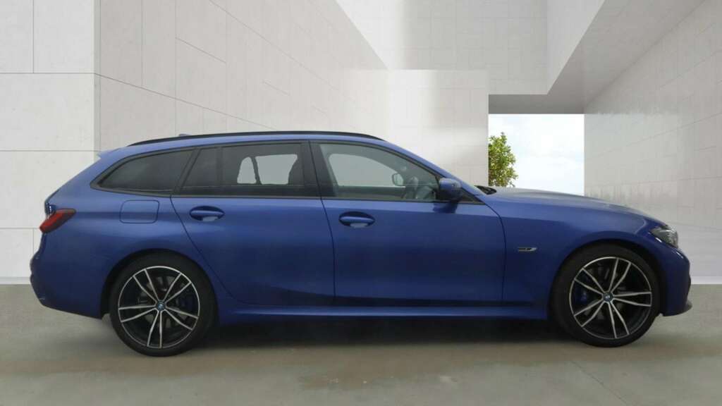 BMW 3 Series 2.0 330E 12Kwh M Sport Touring Plug-in Blue #5