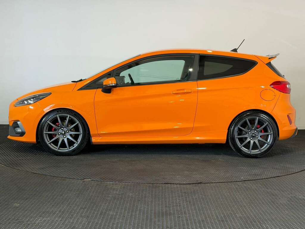 Ford Fiesta 1.5T Ecoboost St Performance Edition Hatchback Orange #4