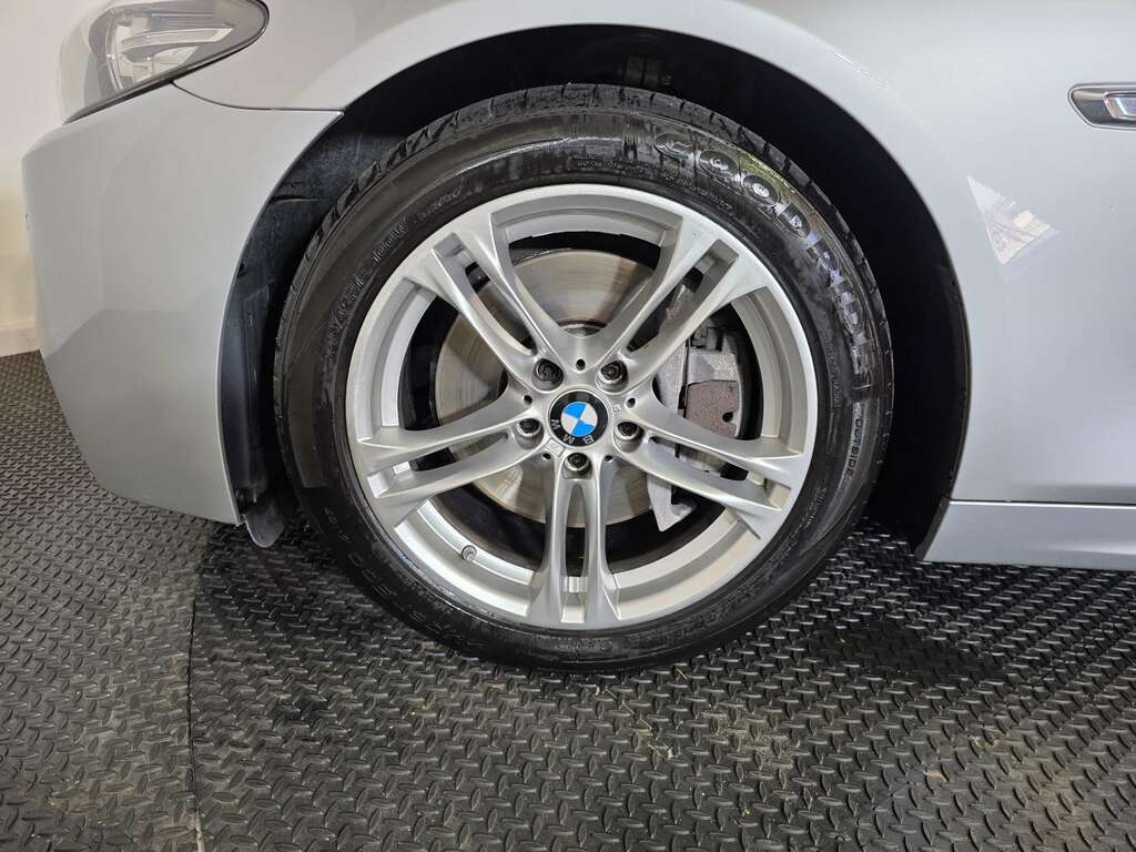 BMW 5 Series Saloon 2.0 520D Se Euro 6 Ss 201616 Black #59