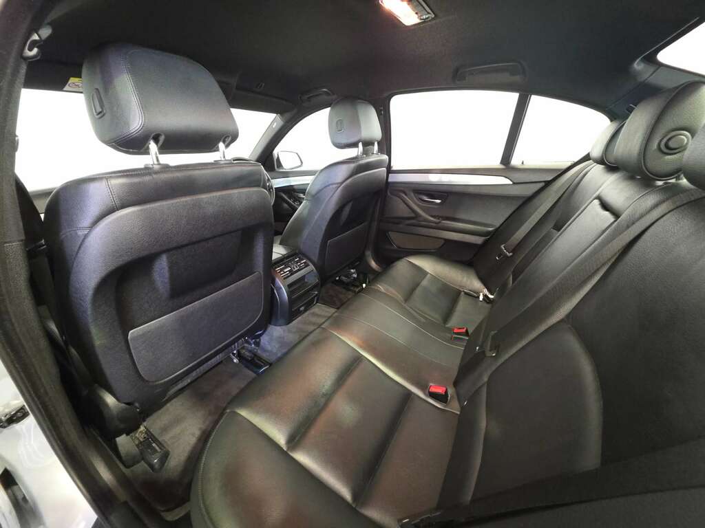 BMW 5 Series Saloon 2.0 520D Se Euro 6 Ss 201616 Black #49