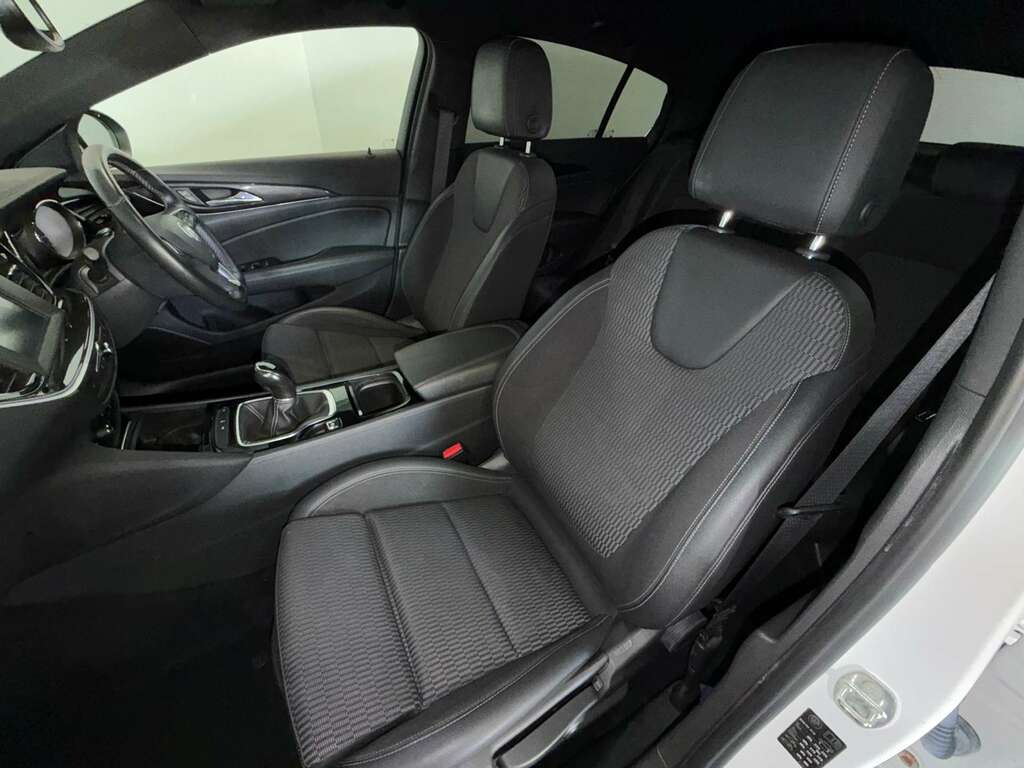 Vauxhall Insignia 1.5I Turbo Gpf Tech Line Nav Sports Tourer Pet Grey #60