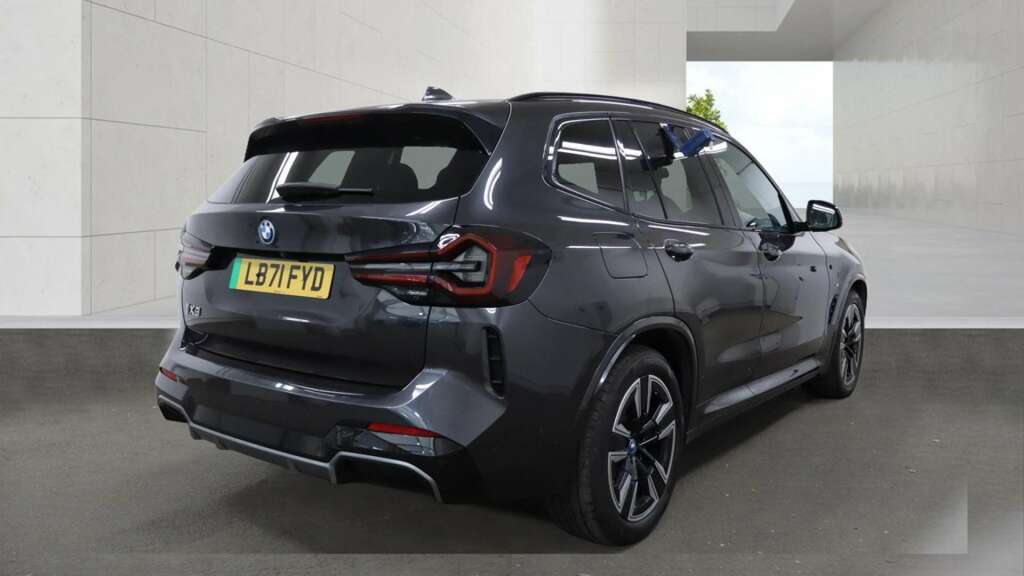 BMW iX3 80Kwh M Sport Suv 286 Ps Grey #4