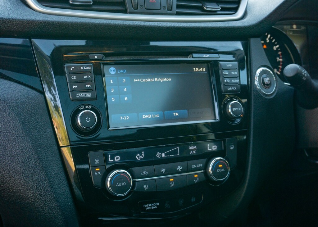 Nissan Qashqai Qashqai N-tec Dig-t Cvt Silver #47