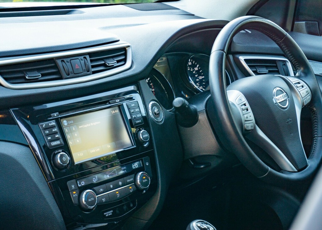 Nissan Qashqai Qashqai N-tec Dig-t Cvt Silver #39