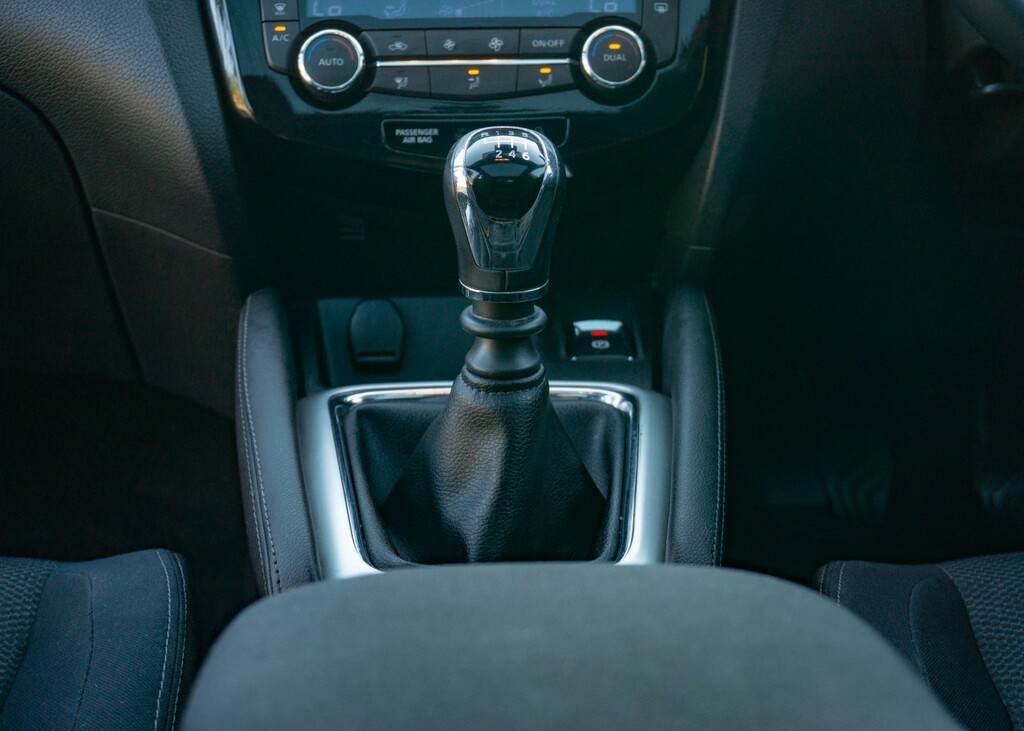 Nissan Qashqai Qashqai N-tec Dig-t Cvt Silver #61