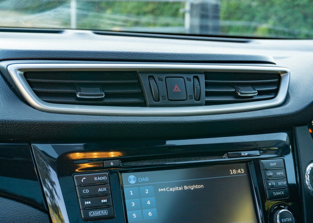 Nissan Qashqai Qashqai N-tec Dig-t Cvt Silver #46