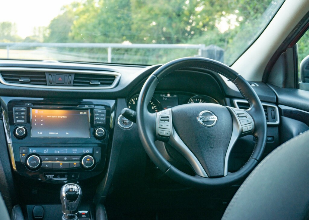 Nissan Qashqai Qashqai N-tec Dig-t Cvt Silver #33