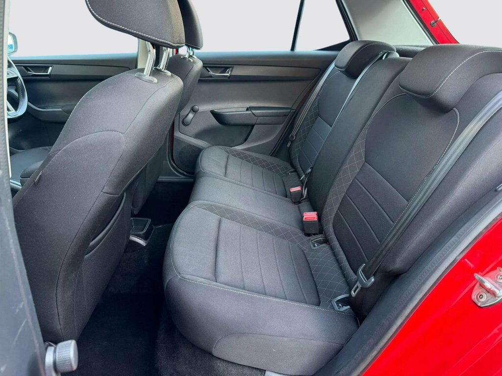 Skoda Fabia 1.4 Tdi Monte Carlo Euro 6 Ss Red #14