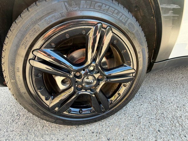 Mini Countryman 1.6L Cooper D Business Silver #25