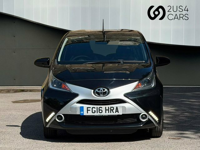 Toyota Aygo 1.0 Vvt-i X-play Hatchback Euro Black #2