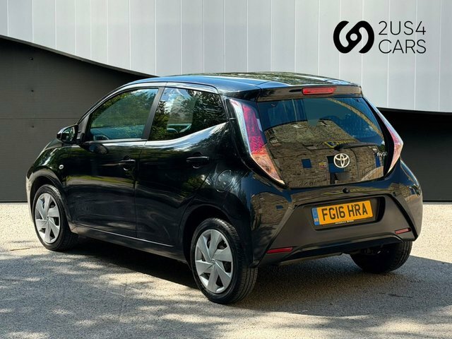Toyota Aygo 1.0 Vvt-i X-play Hatchback Euro Black #5