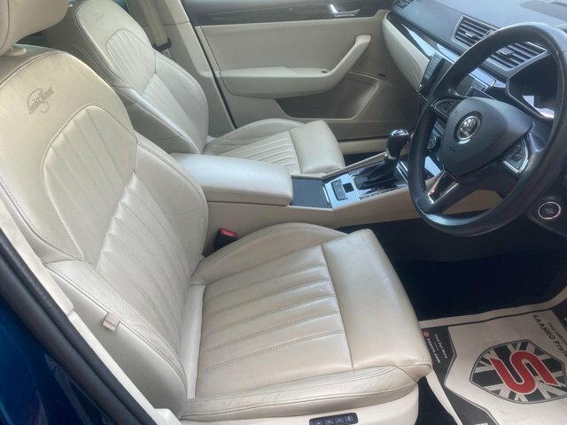 Skoda Superb 2.0 Tdi Se Estate Euro 6 Ss White #16