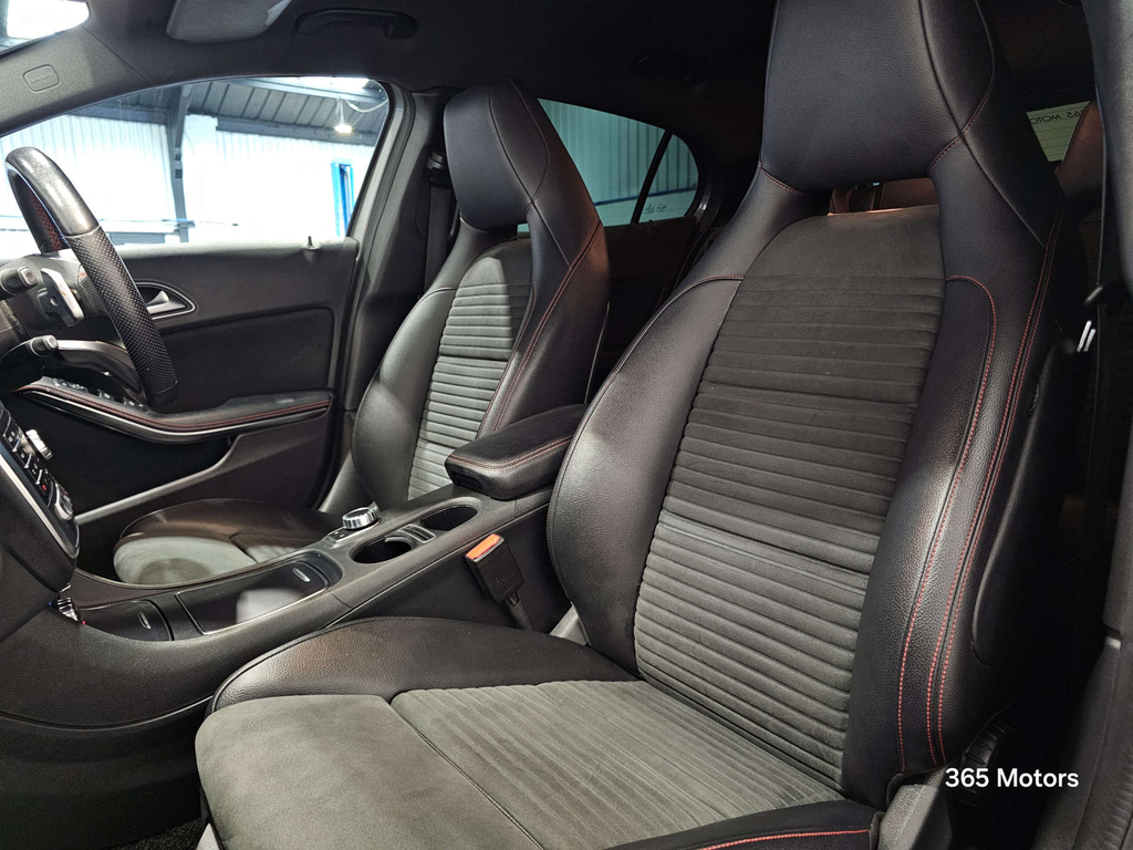 Mercedes-Benz GLA Class Amg Line Edition Suv 7G-dct Euro 6 Ss WM19EHL  #4