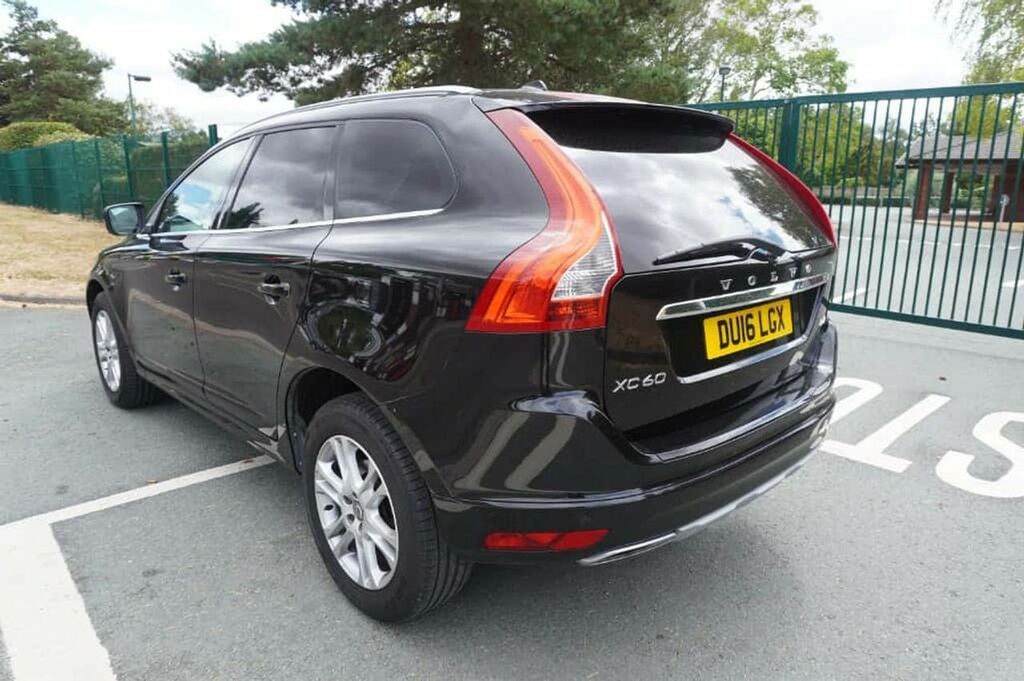 Volvo XC60 2.0 D4 Se Lux Nav 25735 Miles Black #5