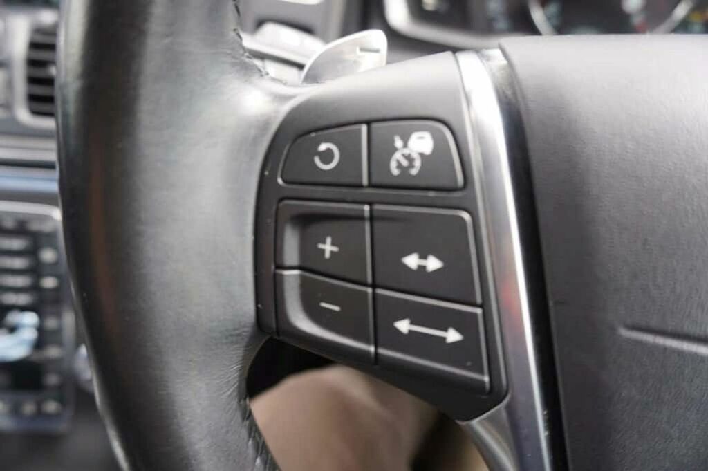 Volvo XC60 D5 220 R Design Lux Nav Awd Geartronic Grey #24