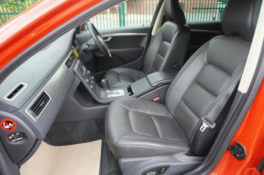 Volvo V70 2.4D R-design Se Estate Geartronic Euro Grey #16