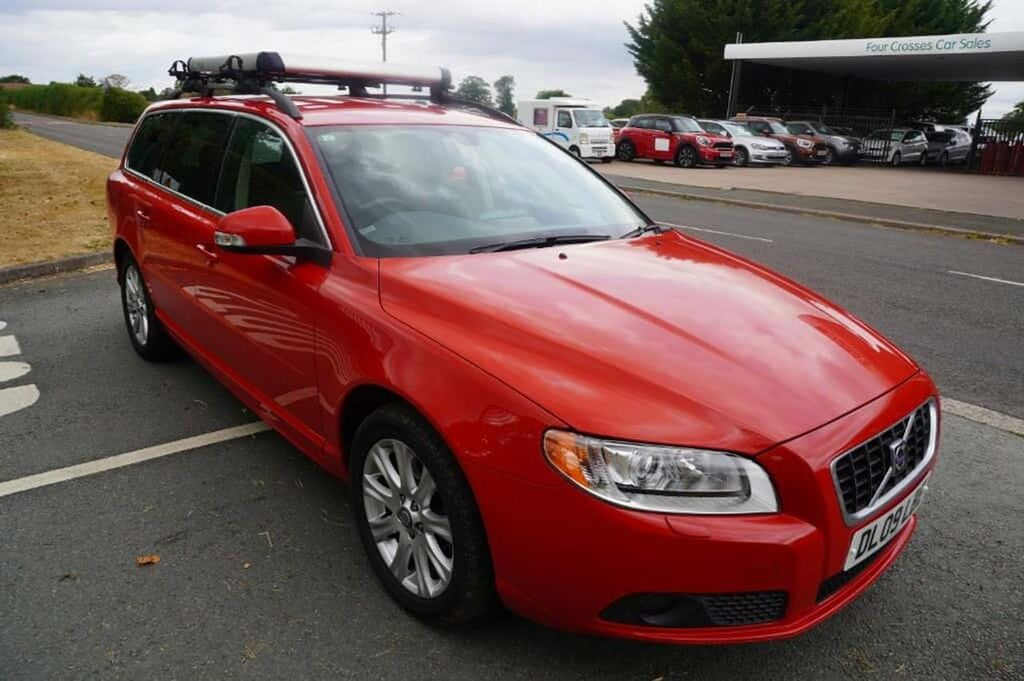 Volvo V70 2.4Cc T5 Se Lux...only 15866 Miles Red