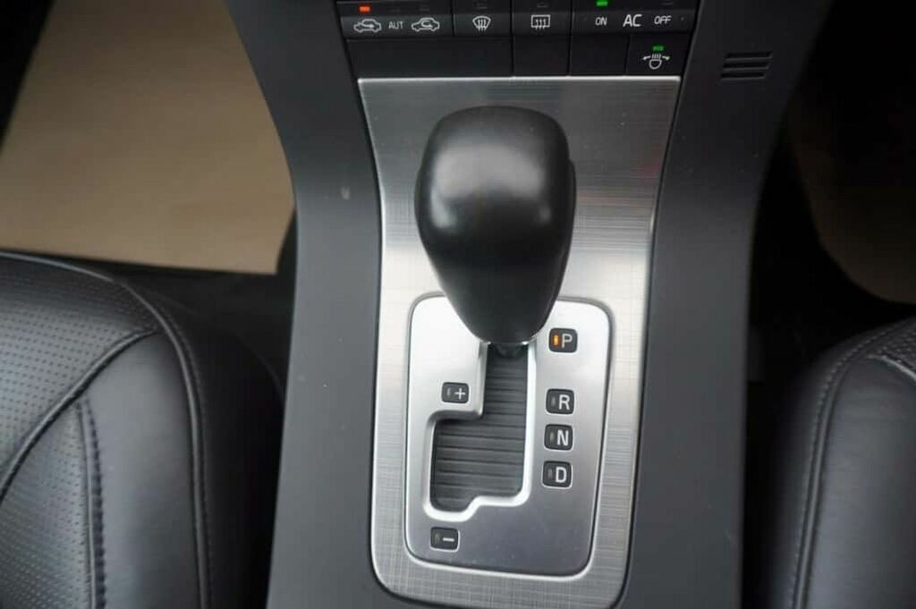 Volvo V70 2.4D R-design Se Estate Geartronic Euro Grey #21