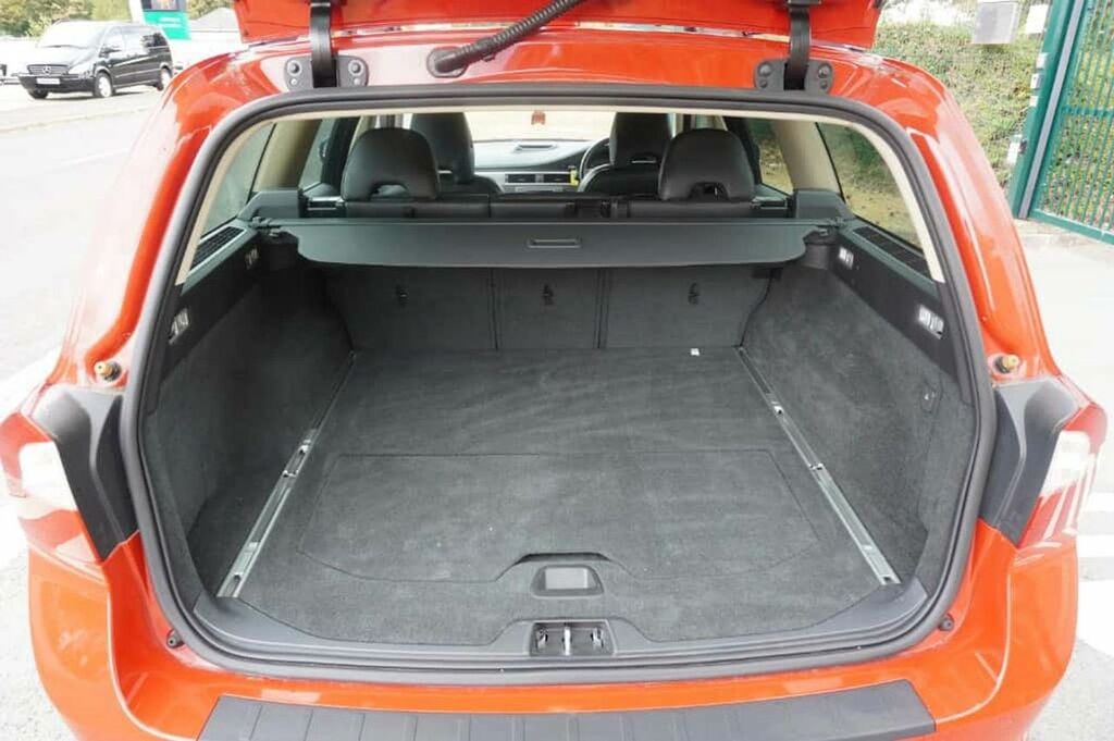 Volvo V70 2.4D R-design Se Estate Geartronic Euro Grey #10