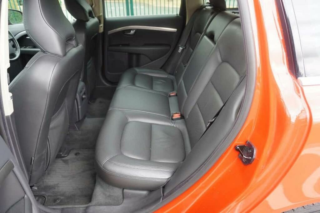 Volvo V70 2.4D R-design Se Estate Geartronic Euro Grey #15