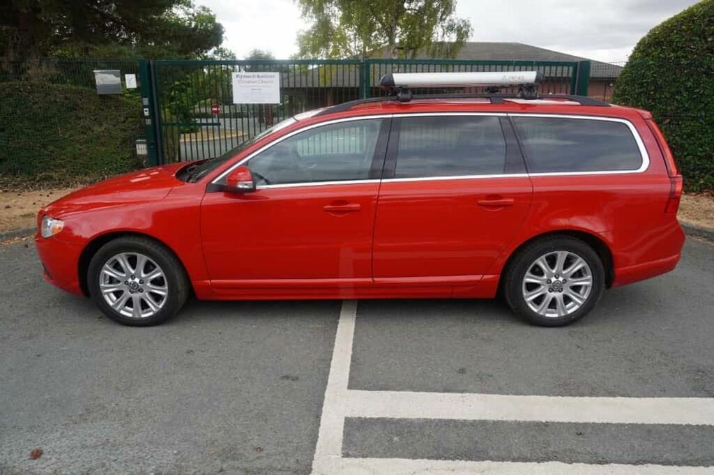 Volvo V70 2.4Cc T5 Se Lux...only 15866 Miles Red #4