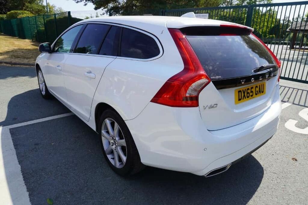 Volvo V60 2.0 D4 Se Lux Nav 31169Miles White #5