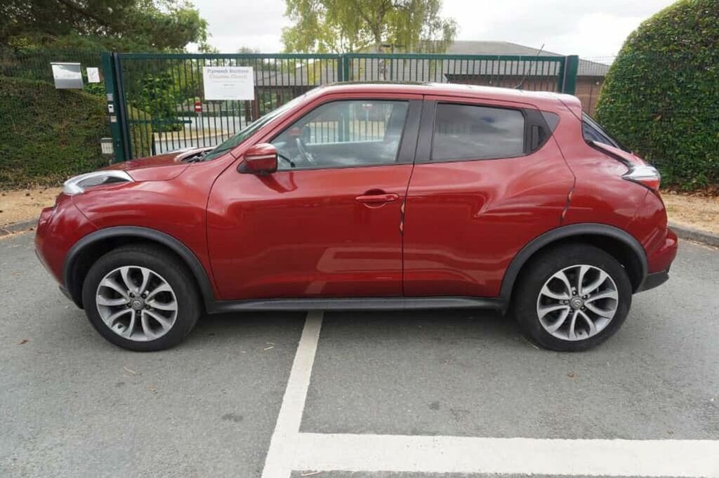 Nissan Juke Tekna Dci Red #4