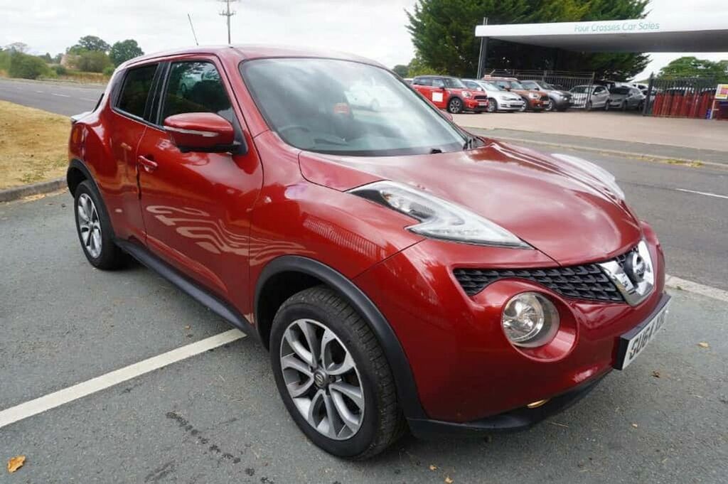 Nissan Juke Tekna Dci Red