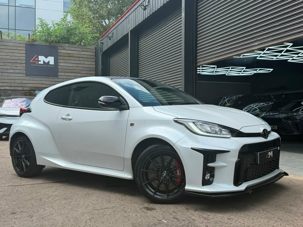 Toyota Yaris 1.6T Gr Circuit Hatchback Awd Eu MK71KUU White #5