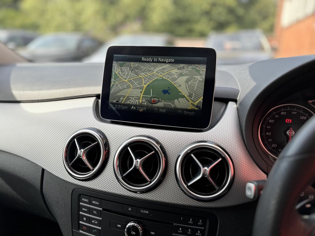 Mercedes-Benz B Class 2.1 B200d Amg Line Premium Plus 7G-dct Euro 6 S  #32