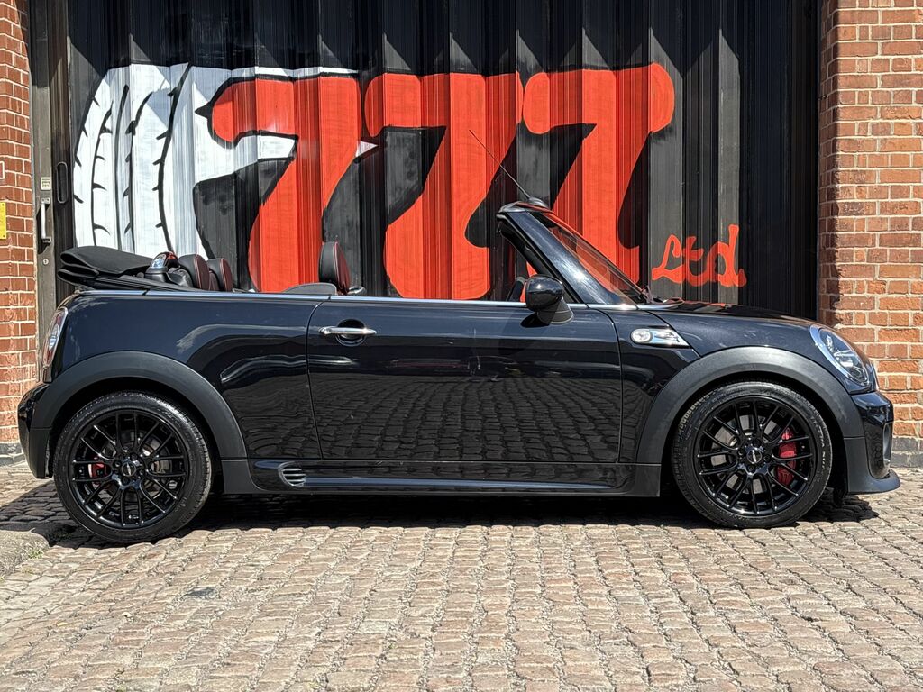 Mini Convertible 2014 1.6 John Cooper Works Convertible Black #2